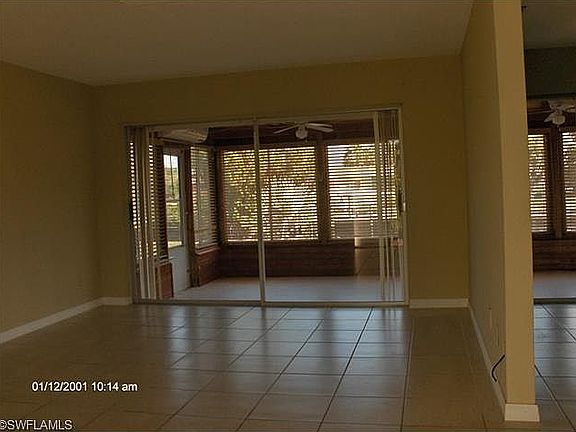 3rd image of 3019 SE 18th Ave