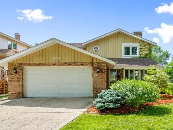 9757 Schiller Blvd, Franklin Park, IL 60131