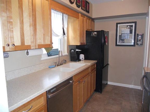 4th image of 1209 Belvoir Ave