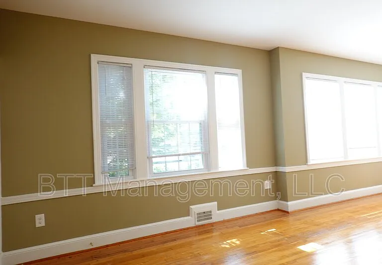 800 Maplewood Ave #1 — Photo 83