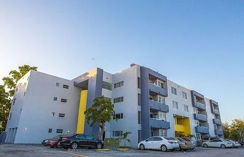 Giovanna Apartments Photo 1 Giovanna Apartments Photo 1