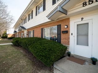 Saratoga Place, Milwaukee, WI 53225