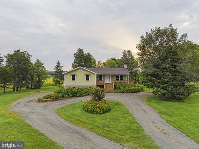 10433 Skyline Ave, Midland, VA, 22728