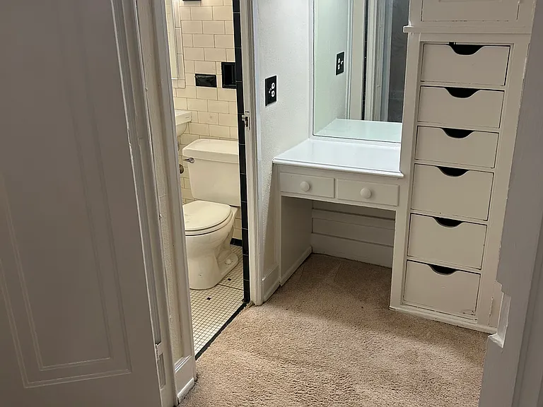 3246 Girard Ave S #102 — Photo 12