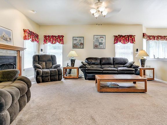 5th image of 309 Marc Dr
