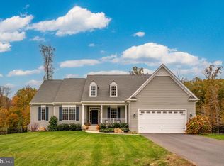 151 Moffett Ln, Fredericksburg, VA 22406