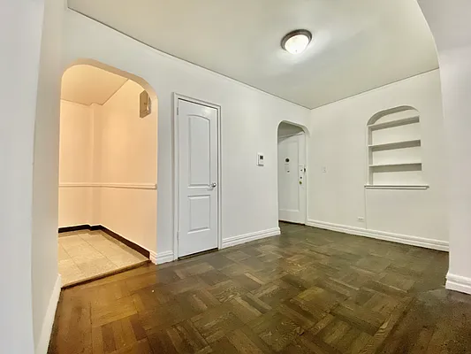 Rented by Compass | media 3