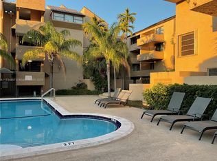 10801 SW 109th Ct APT D316, Miami, FL 33176