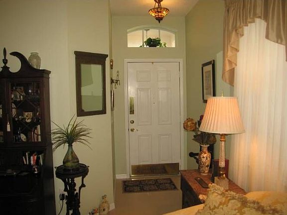 5th image of 904 Glen Abbey Cir