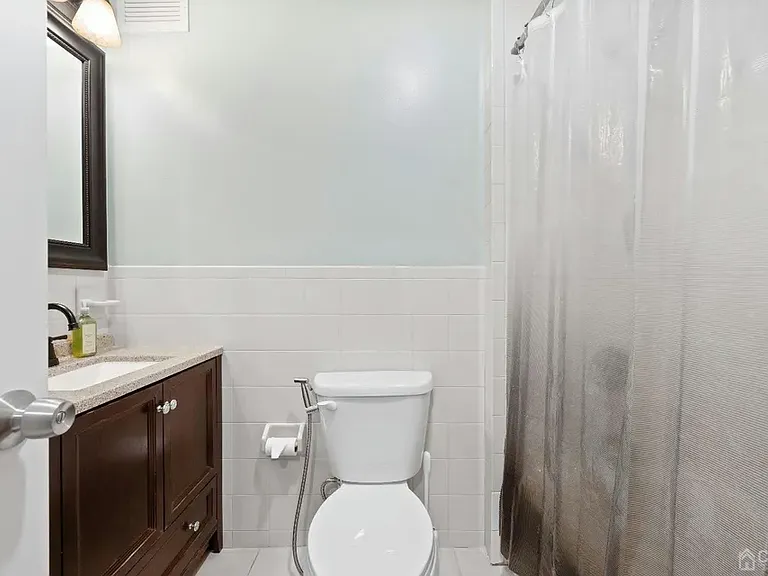 427 Gambocz Ct — Photo 10