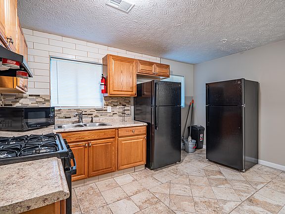 5th image of 585 Fielding Cir #12767918