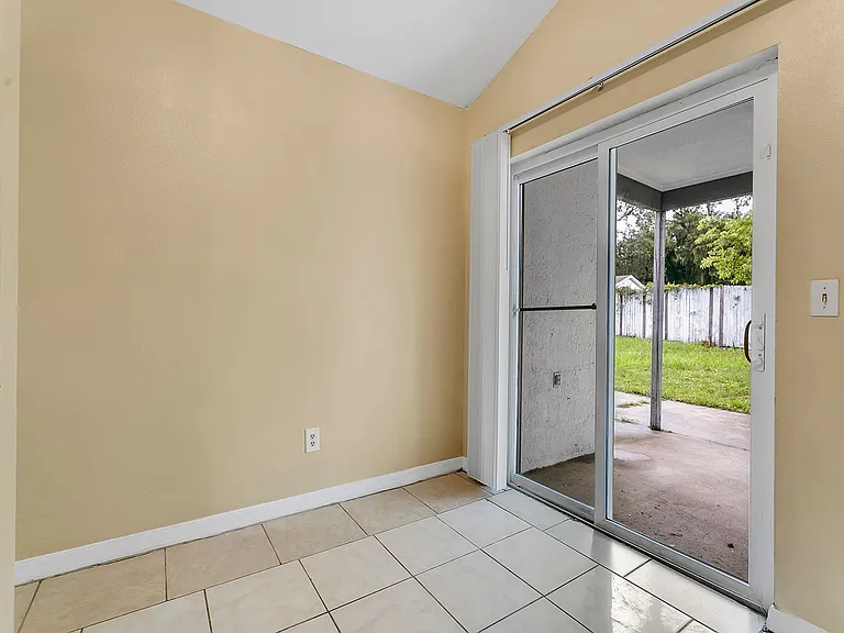 10425 Riva Ridge Trl — Photo 8