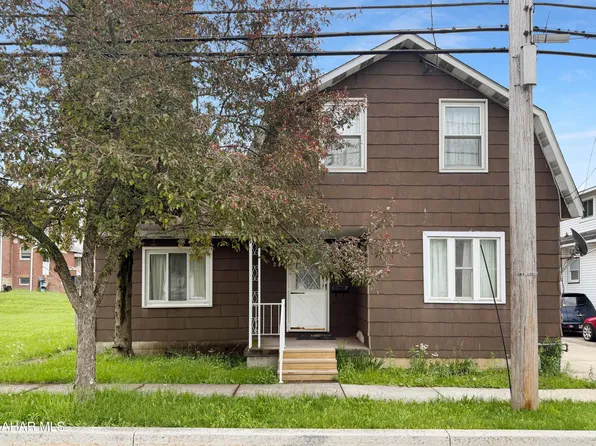 214 N Marian St, Ebensburg, PA 15931