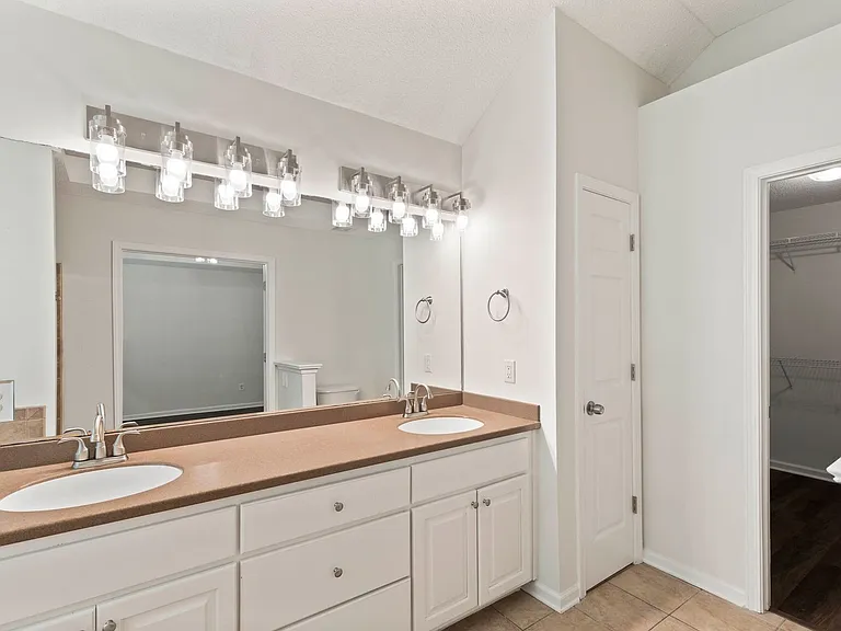 371 Marshview Dr — Photo 23