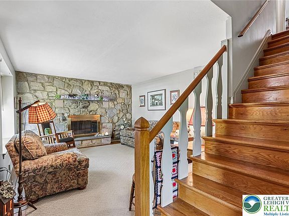 5th image of 429 Beechwood St