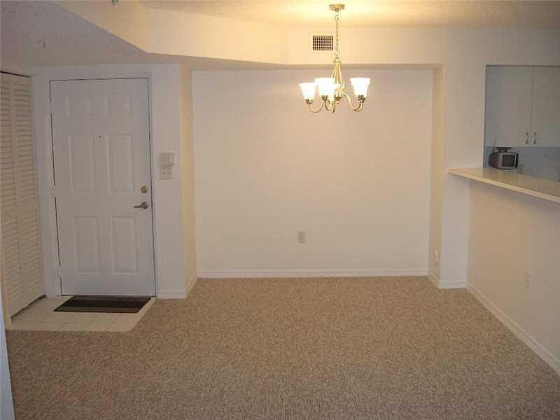 1st image of 12112 Saint Andrews Pl
