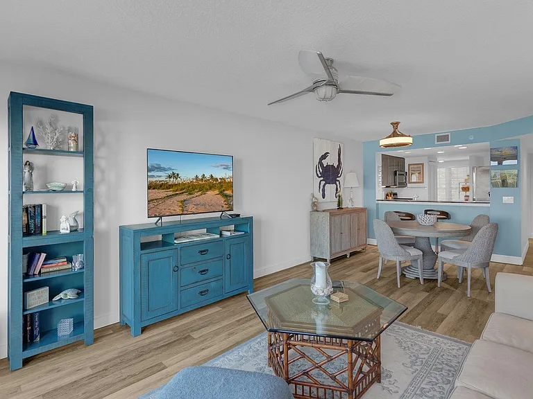 2700 Ocean Dr #107 — Photo 7