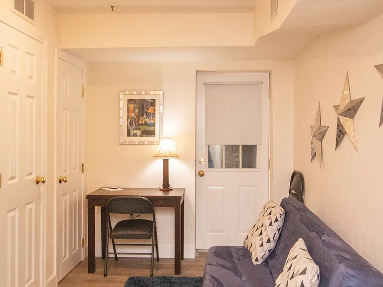 23 Jay St #B — Photo 15