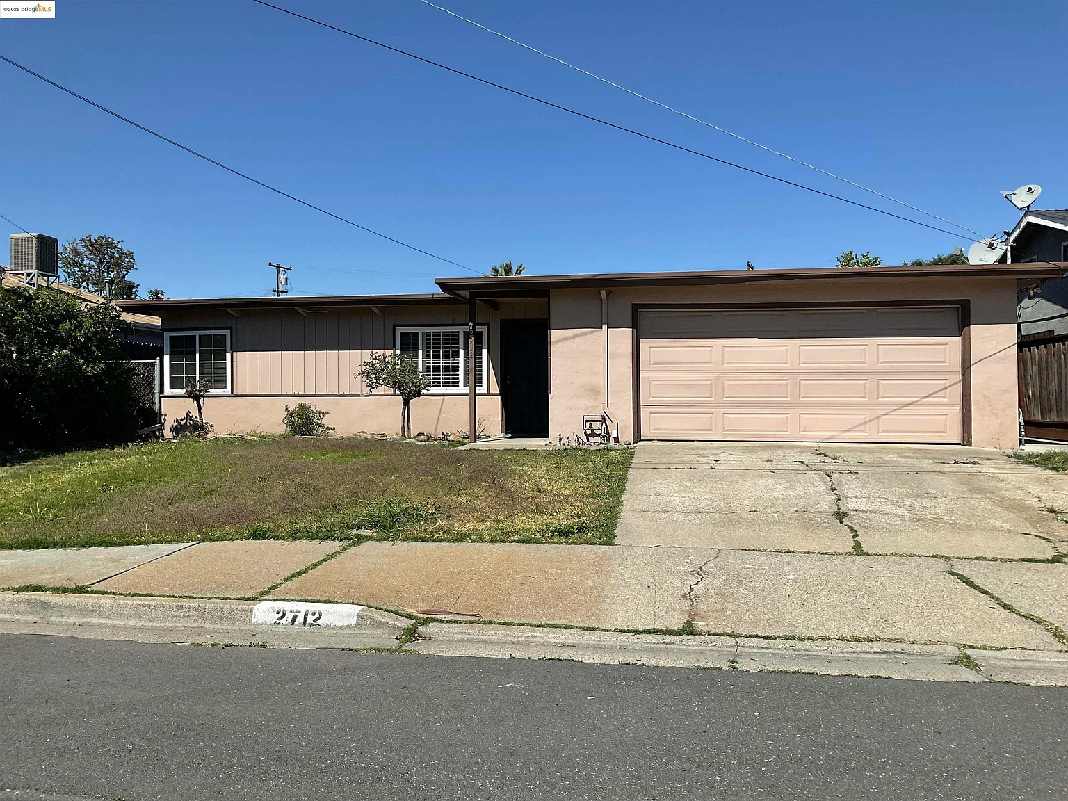 2712 Stamm Dr photo 1