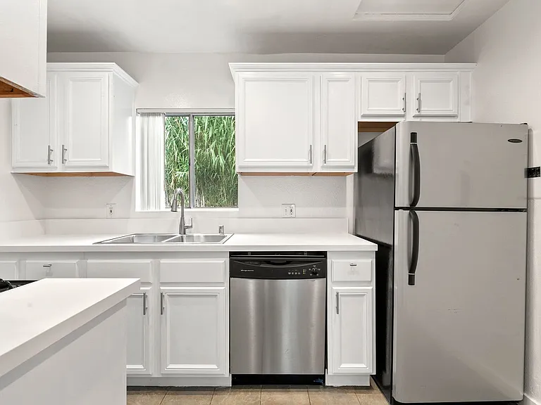 5433 Abbott Pl #14 — Photo 4