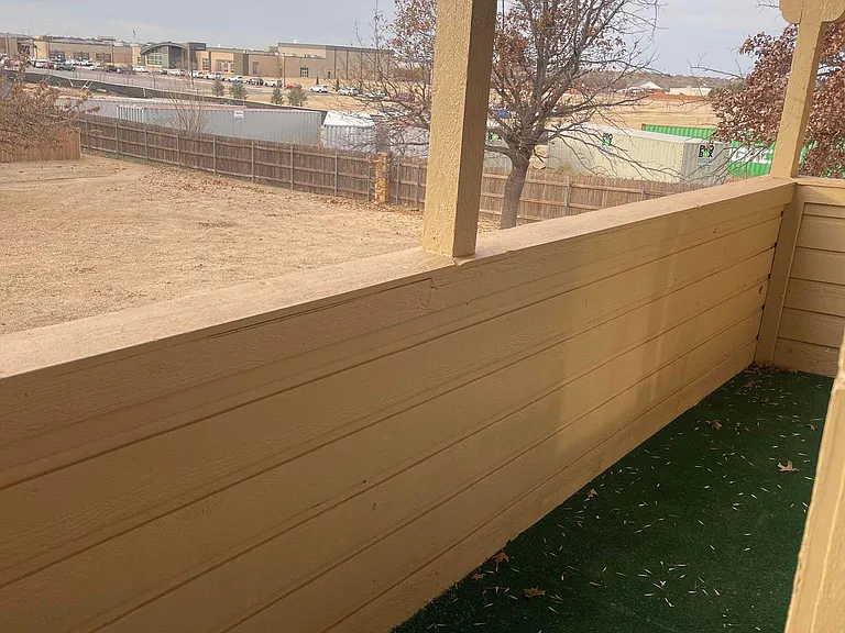 BALCONY FACING NORTH