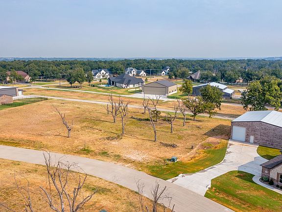 5th image of 6005 Bonanza Dr