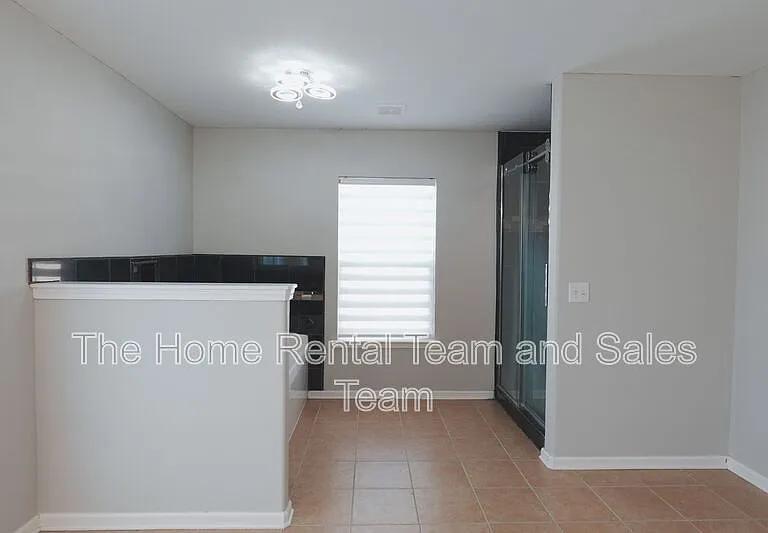 25 Litchfield Dr — Photo 35