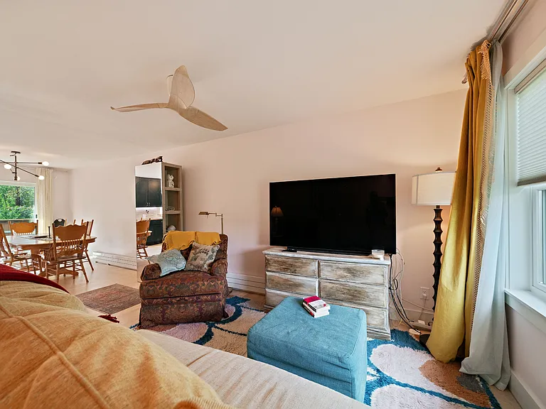 12 W Hayes St #5H — Photo 10