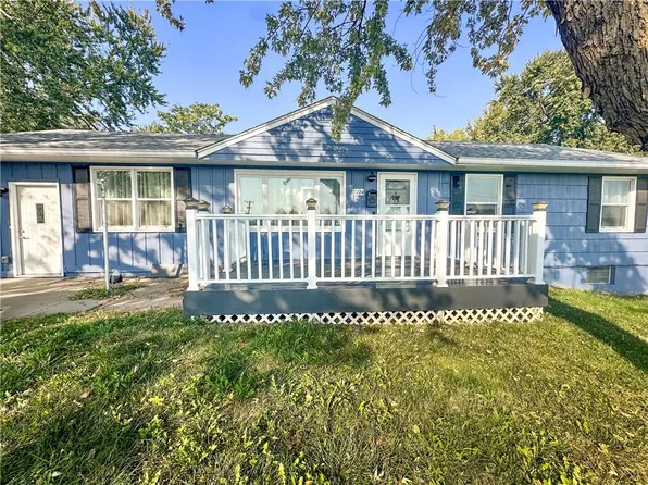 7224 Maple Ave, Raytown, MO 64133