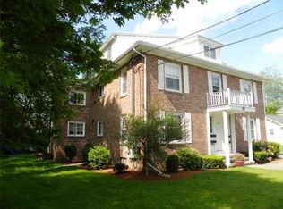 98 Haverhill St #B, Andover, MA 01810