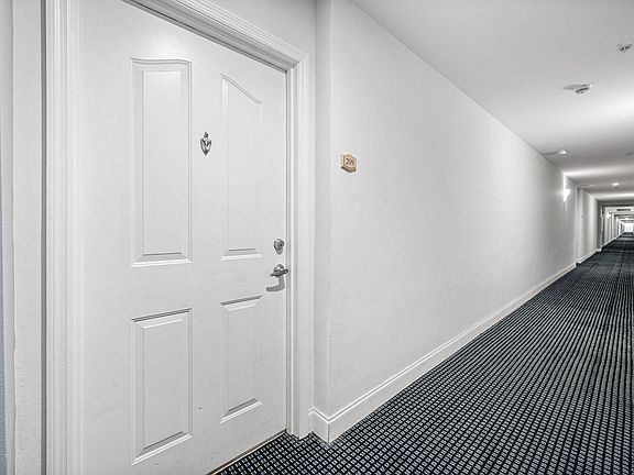 3rd image of 250 NE 3rd Avenue #1209