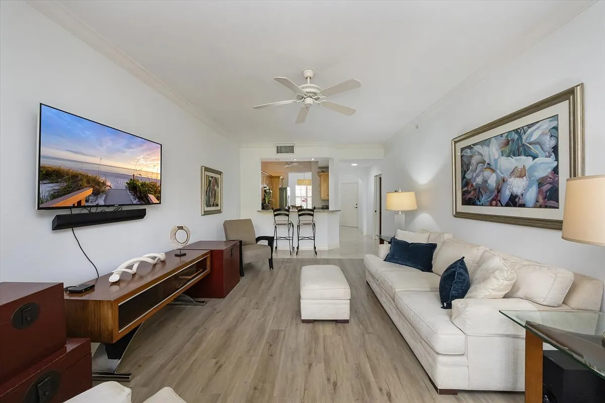 Building Photo - 410 Bayfront Pl #2405