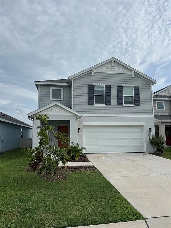 4 bed, 2.5 bath, 2252 sqft, $2,900 — Photo 1