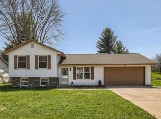 948 Elizabeth Dr, Lancaster, OH 43130