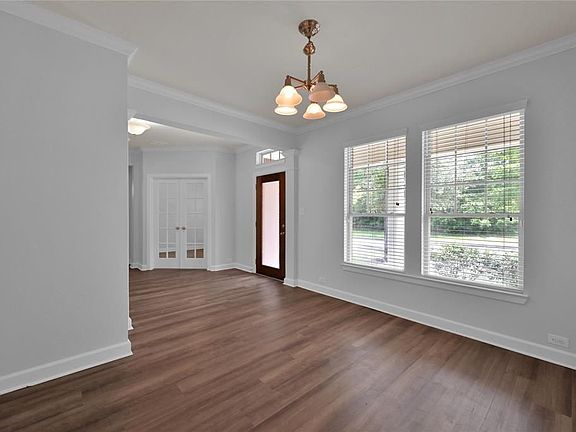 4th image of 90 W Montfair Blvd
