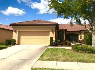 323 Bluewater Falls Ct, Apollo Beach, FL 33572