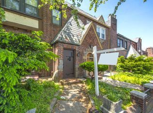 3046 89th St, Flushing, NY 11369