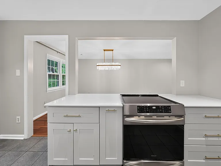 2204 N Tuckahoe St — Photo 7