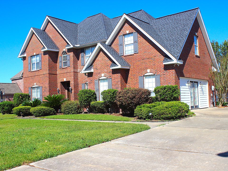 1st image of 2240 N Kingswood St