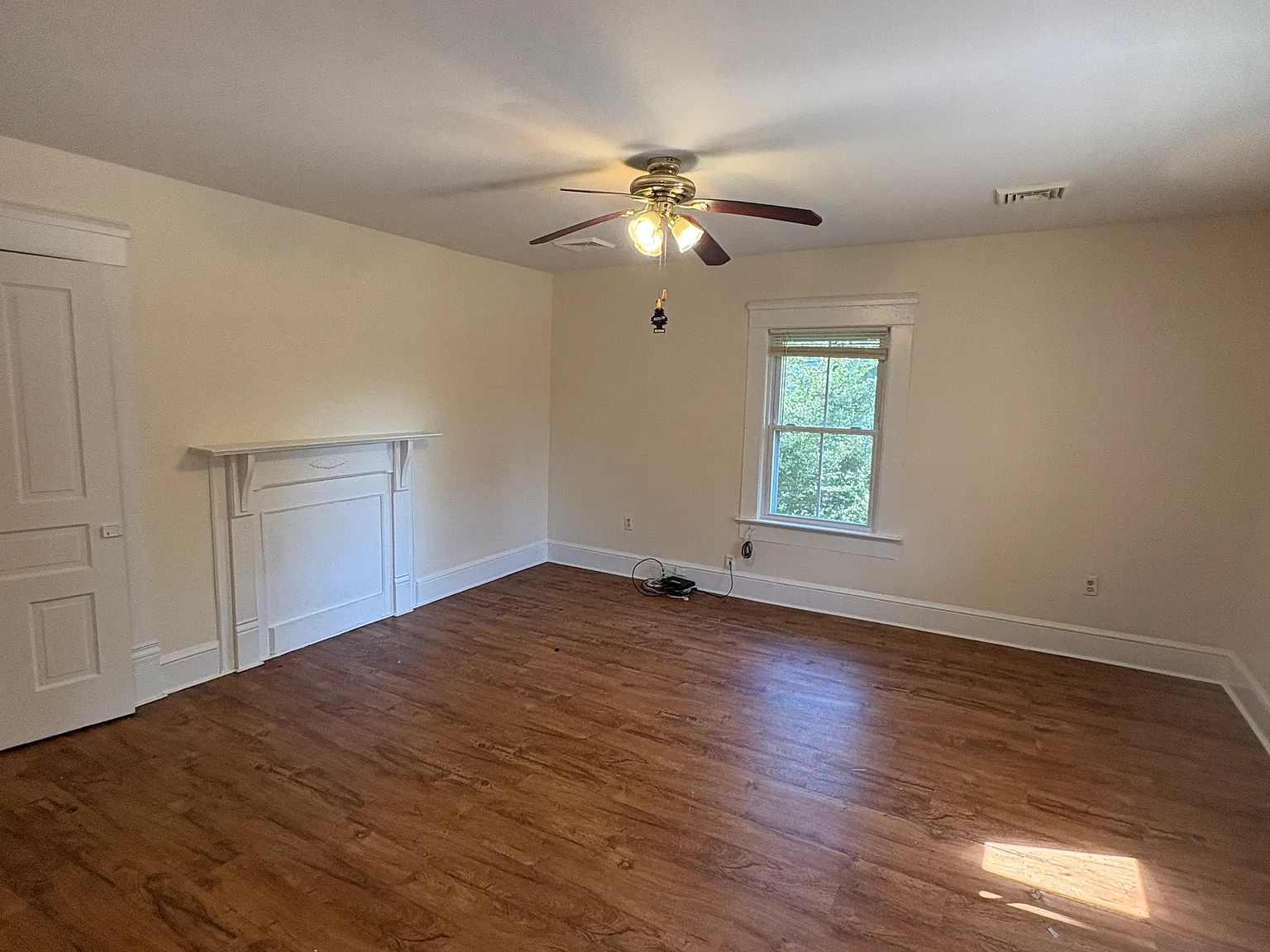 2 bed, $1,800 — Photo 2