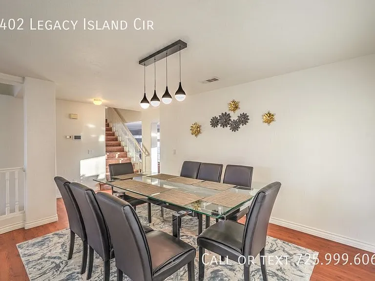 2402 Legacy Island Cir — Photo 32