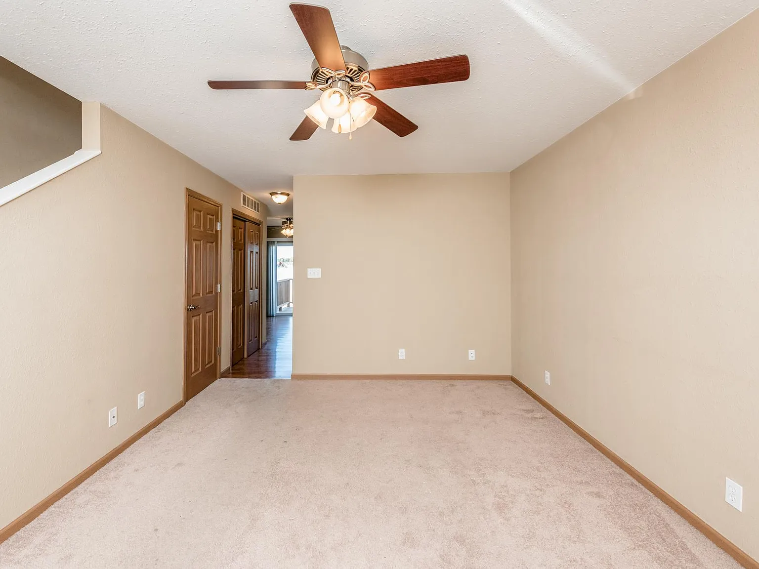 Crown Pointe — Photo 3