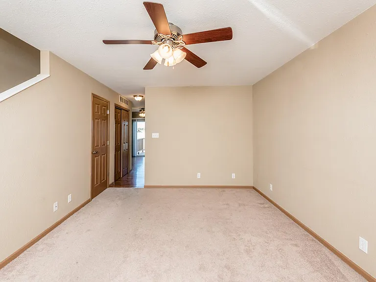 Crown Pointe — Photo 3