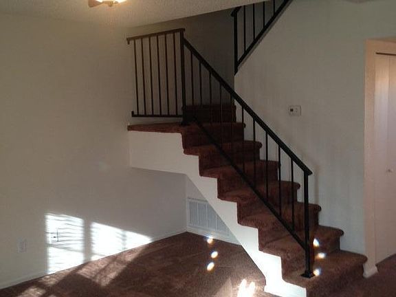 3rd image of 921 W University Dr Unit 1072
