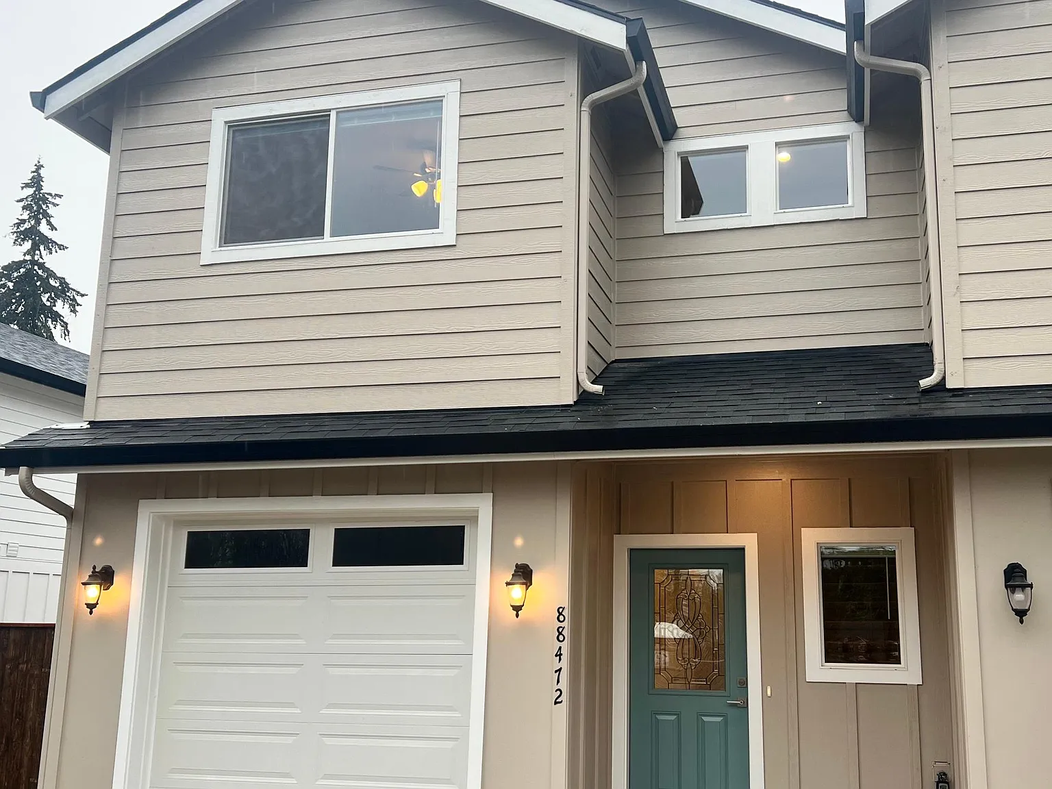 3 bed, 2.5 bath, 1344 sqft, $2,300 — Photo 2