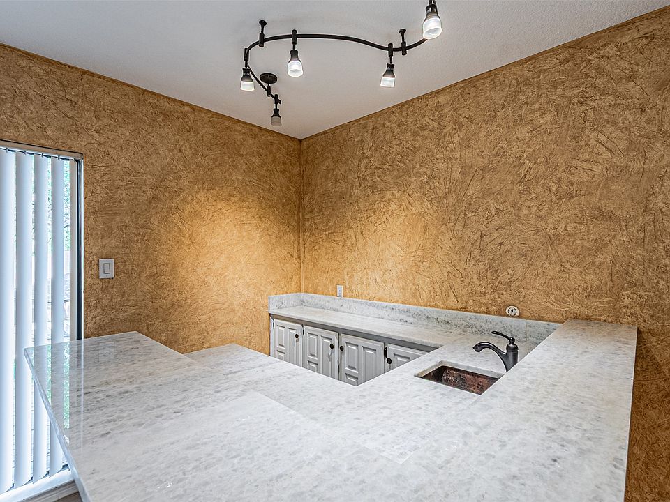 16th image of 8801 Sylvan Ct