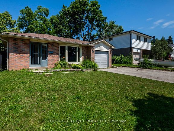 2nd image of 36 Cynthia Ct E