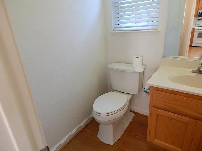 1200 Farragut Cir — Photo 9
