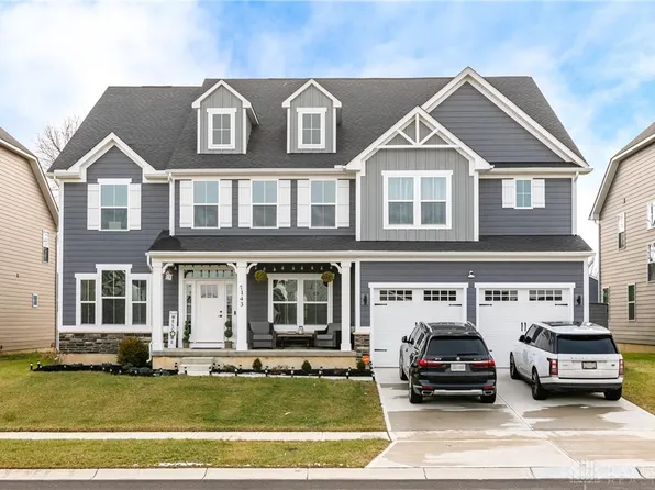 7143 Honeylocust St, Tipp City, OH 45371