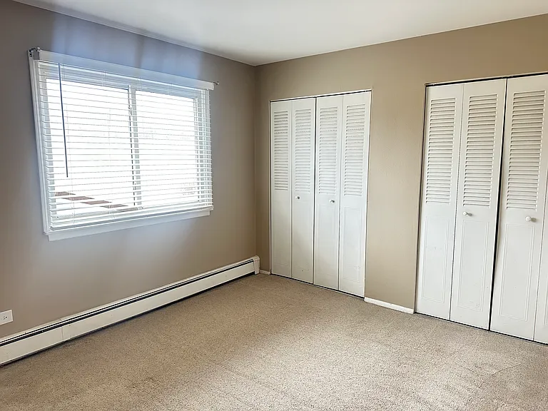 9S240 Lake Dr #108-BLDG17B — Photo 18